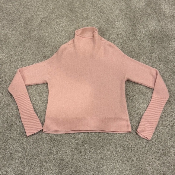 Aritzia Wilfred Cyprie 100% Cashmere Sweater Turtleneck Light Pink Size XS - Picture 5 of 11